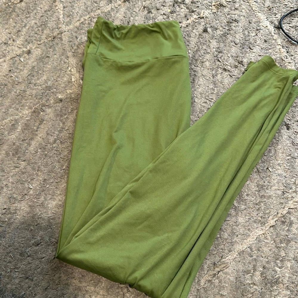 Lularoe army green TC leggings